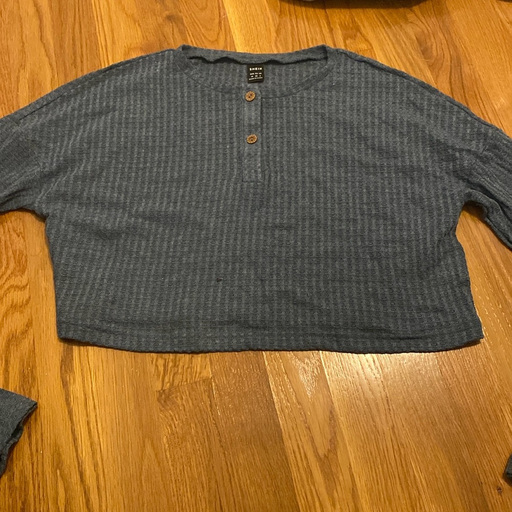 Long sleeve top